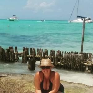 Meet your Posher, Karolina